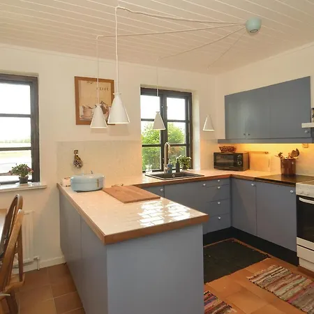 Two-bedroom Holiday In Prázdninový dům *